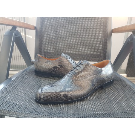 Hugo Boss Herrenschuhe Schwarz neuwertig Gr.42