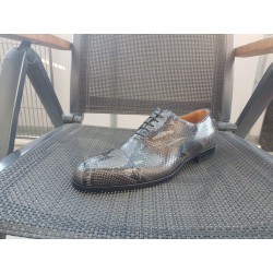Hugo Boss Herrenschuhe Schwarz neuwertig Gr.42