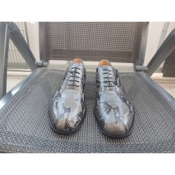 Hugo Boss Herrenschuhe Schwarz neuwertig Gr.42
