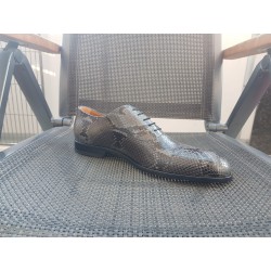 Hugo Boss Herrenschuhe Schwarz neuwertig Gr.42