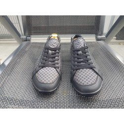 Prada Herrenschuhe Gr. 41,5 UK 7