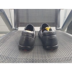 Prada Herrenschuhe Gr. 41,5 UK 7