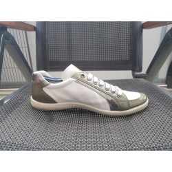 Prada Herrenschuhe Gr. 42,5 UK 8,5