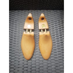 5 Paar Schuhspanner Lobb, 1xAlden,2xVass,Weston Schuhspanner Gr.42 plus ! Paar Santoni Camouflage Herrenschuhe Gr.43