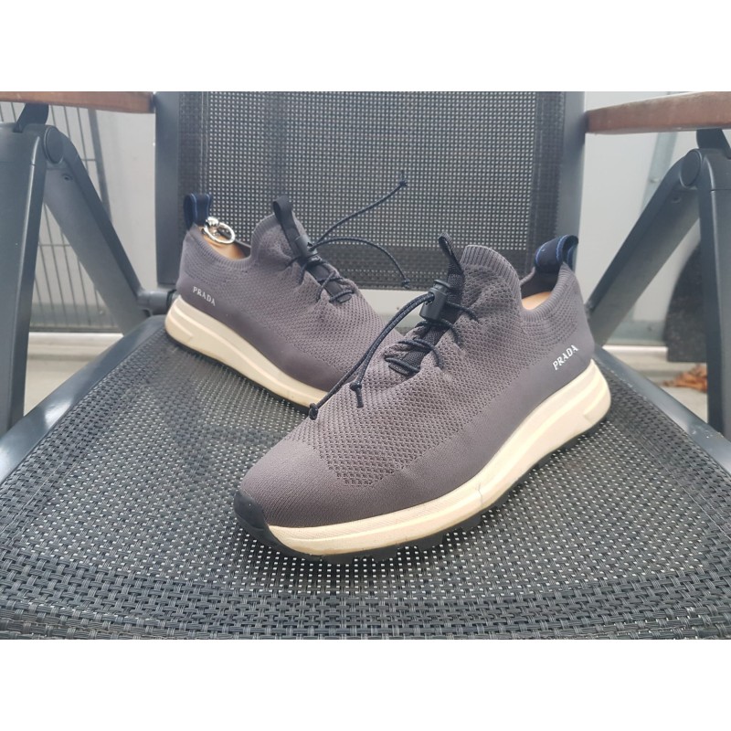 Prada Herrenschuhe Gr. 42,5 UK 8,5