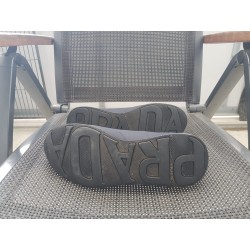 Prada Herrenschuhe Gr.41 UK 7