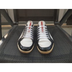Prada Herrenschuhe Gr. 42 UK 8