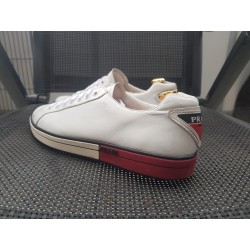 Prada Sneaker Herrenschuhe Gr. 41,5 (UK 7,5)
