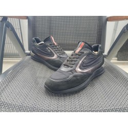 Prada Sneaker Herrenschuhe Gr. 41,5 (UK 7,5)