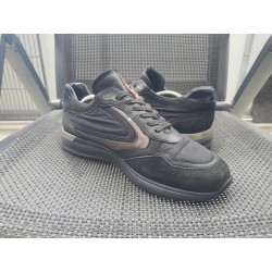 Prada Sneaker Herrenschuhe Gr. 41,5 (UK 7,5)