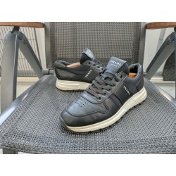 Prada Herrenschuhe Gr.41,5 UK 7,5