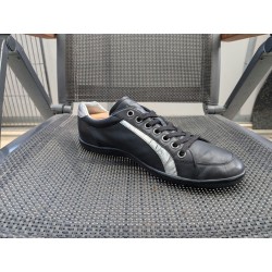 Prada Herrenschuhe Gr. 42 UK 8