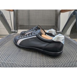 Prada Herrenschuhe Gr. 42 UK 8